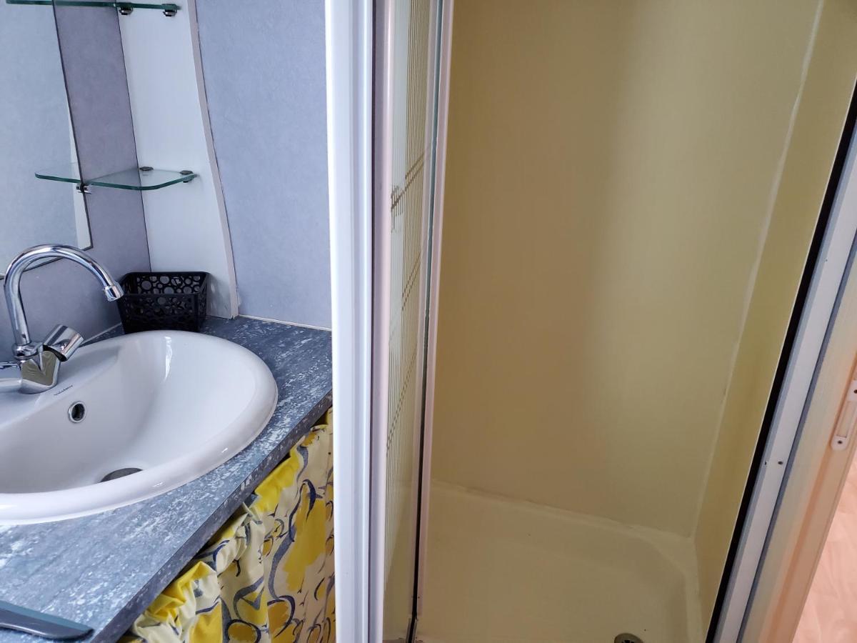 Mobil Home Chez L Habitants แซ็งต์-ฌอง-เดอ-มองต์ ภายนอก รูปภาพ